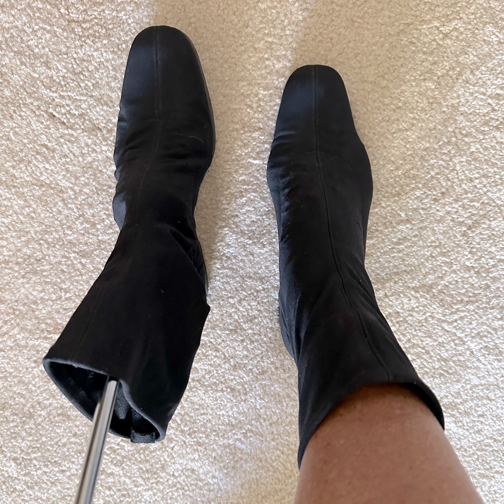 Pull on black booties. Size 8 1/2 M
